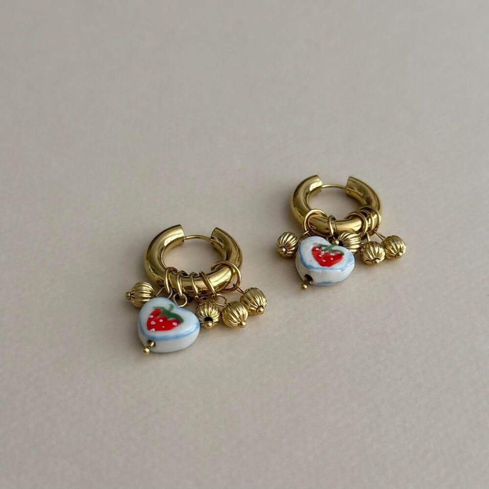 strawberry charm hoop earrings D59 - Picture 5 of 7